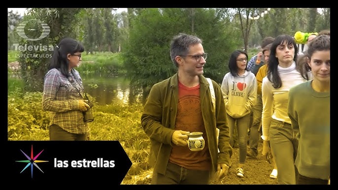 Gael García Durante la filmación de "Chicuarotes" en el pueblo de San Gregporio Xochimilco.